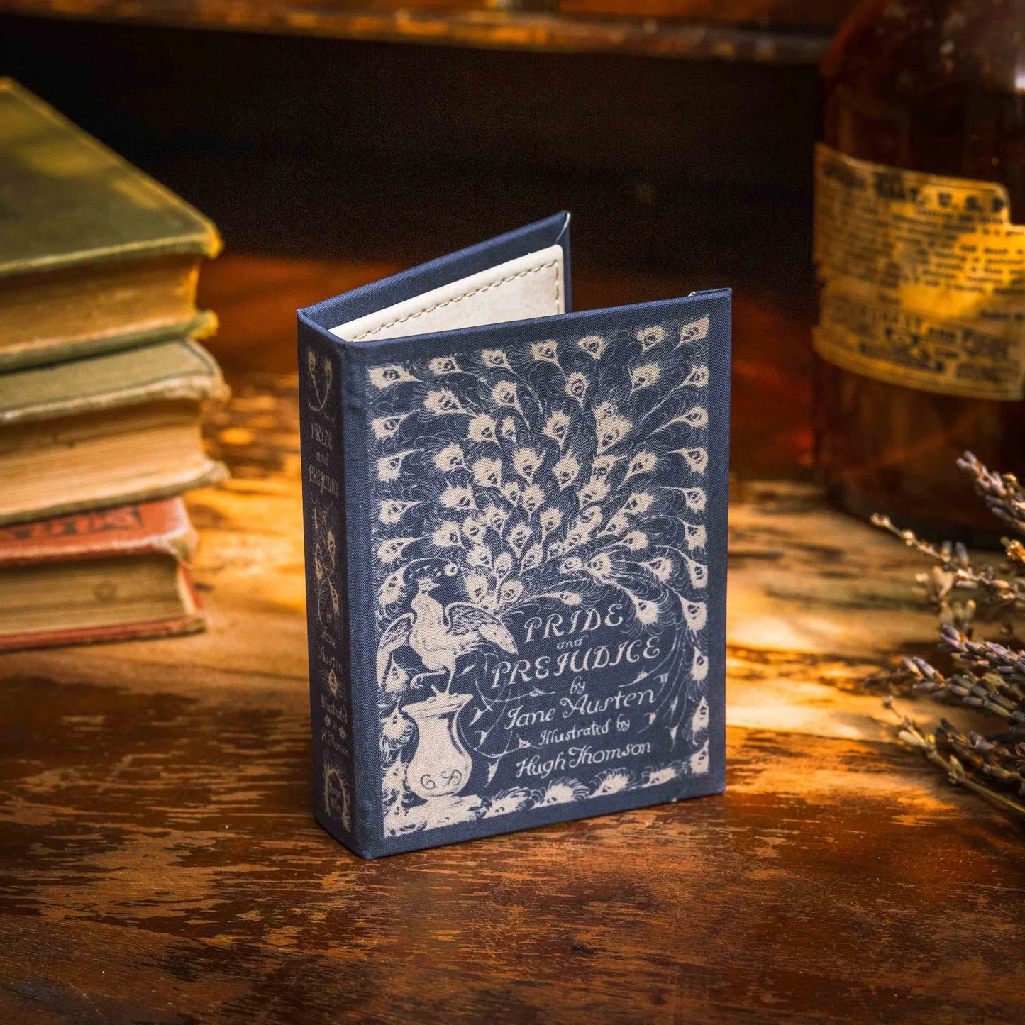 Pride & Prejudice (Peacock Edition) - Book Wallet