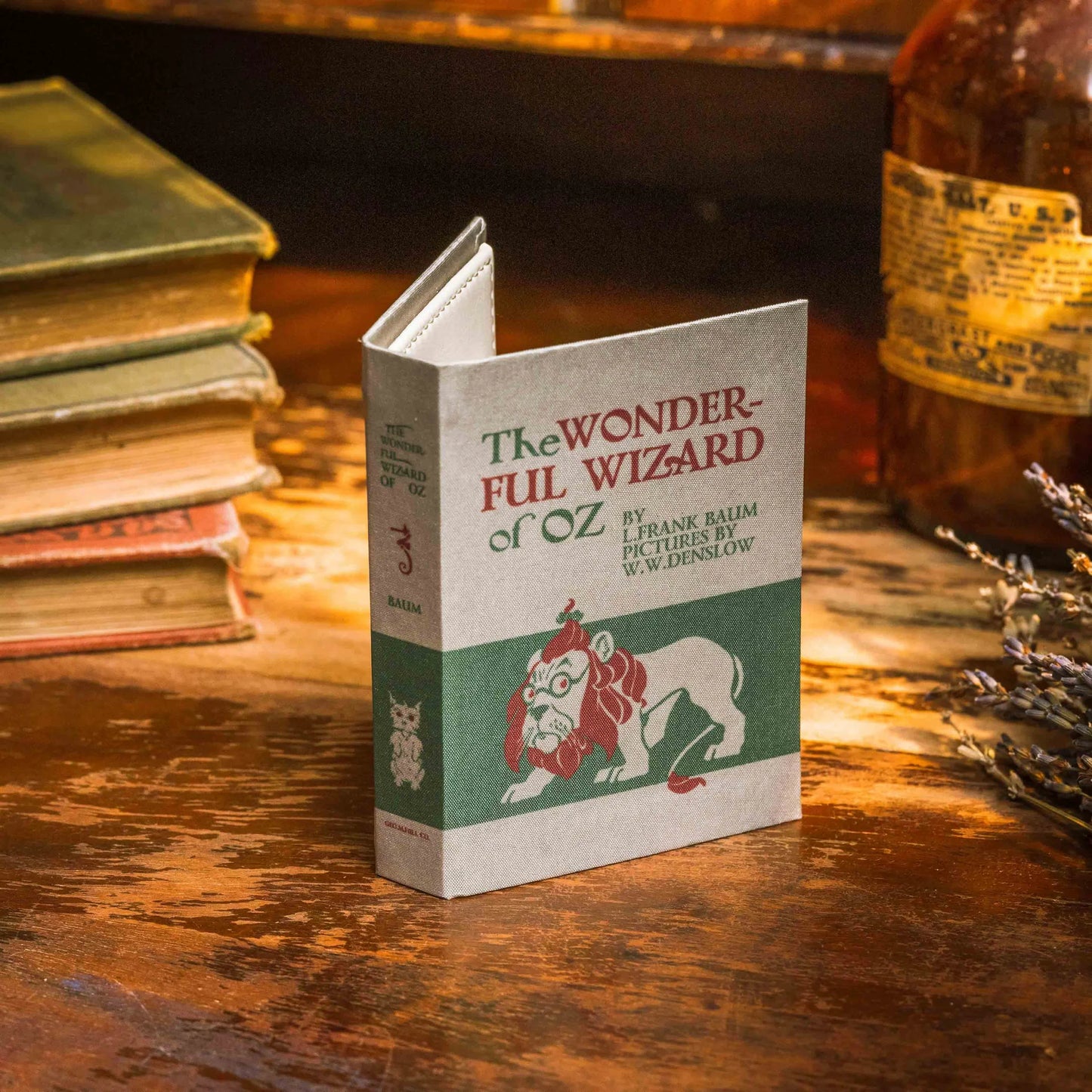 The Wonderful Wizard of Oz - Book Wallet